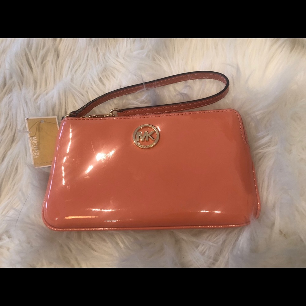 Michael Kors Fulton Wristlet in Peach